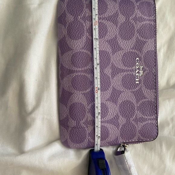 Coach Lavender Signature Wristlet - Picture 3 of 4
